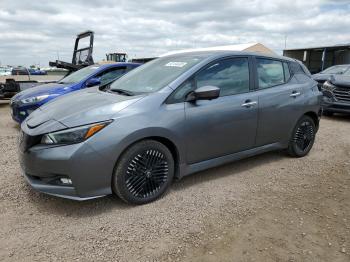  Salvage Nissan LEAF