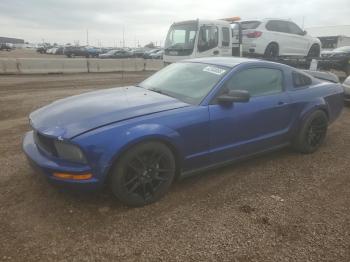  Salvage Ford Mustang