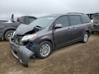  Salvage Toyota Sienna