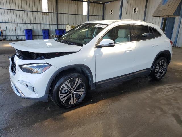  Salvage Mercedes-Benz GLA