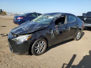  Salvage Toyota Yaris