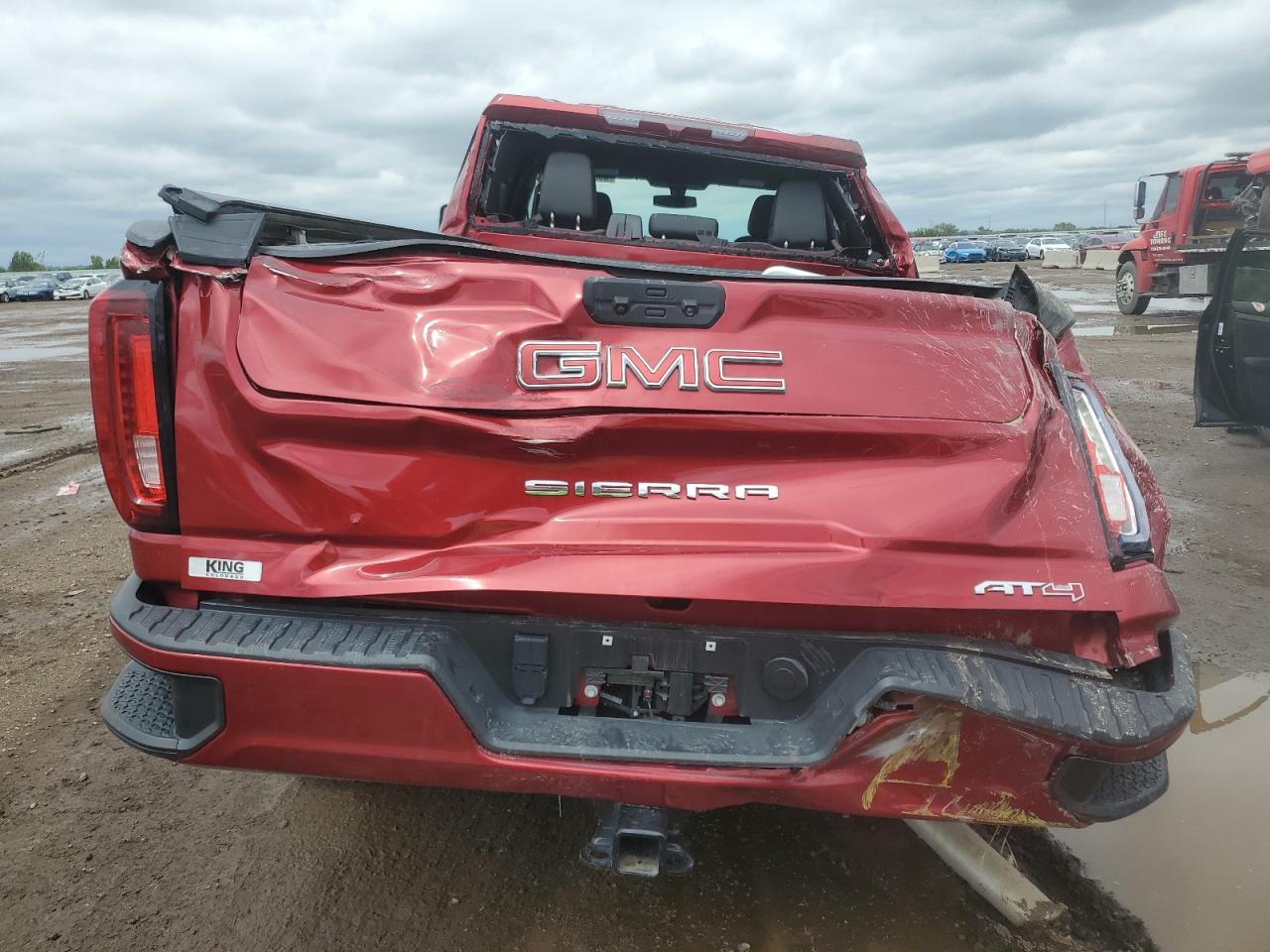 GMC Sierra K2500 At4 Image 8