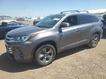  Salvage Toyota Highlander