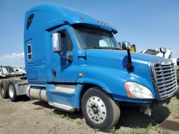  Salvage Freightliner Cascadia 1