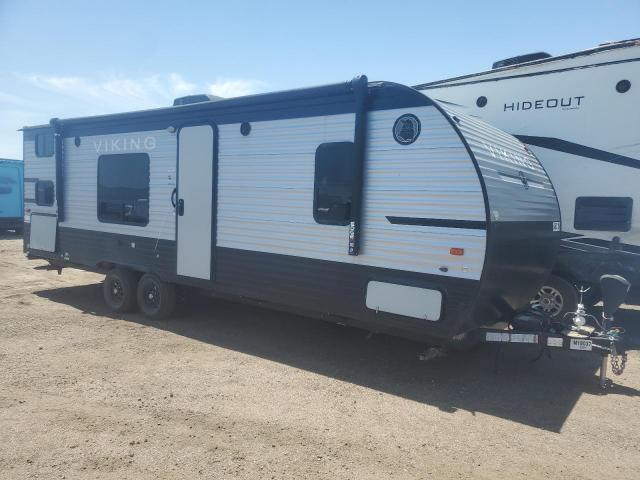  Salvage Coachmen Trvltrlr