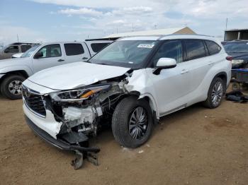  Salvage Toyota Highlander