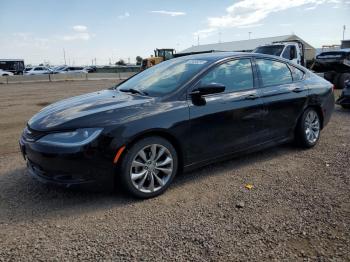  Salvage Chrysler 200