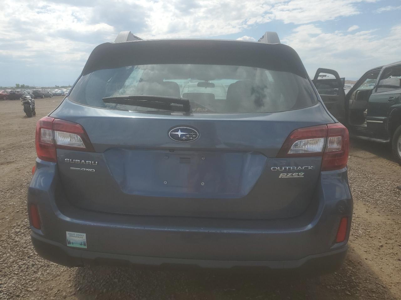 Subaru Outback 2.5i Image 7