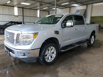  Salvage Nissan Titan