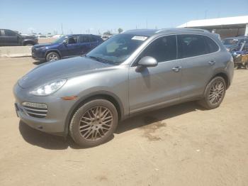  Salvage Porsche Cayenne