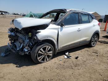  Salvage Nissan Kicks