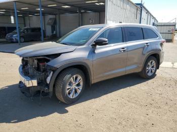  Salvage Toyota Highlander