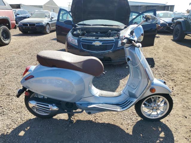  Salvage Vespa Primavera 