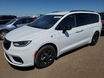  Salvage Chrysler Pacifica