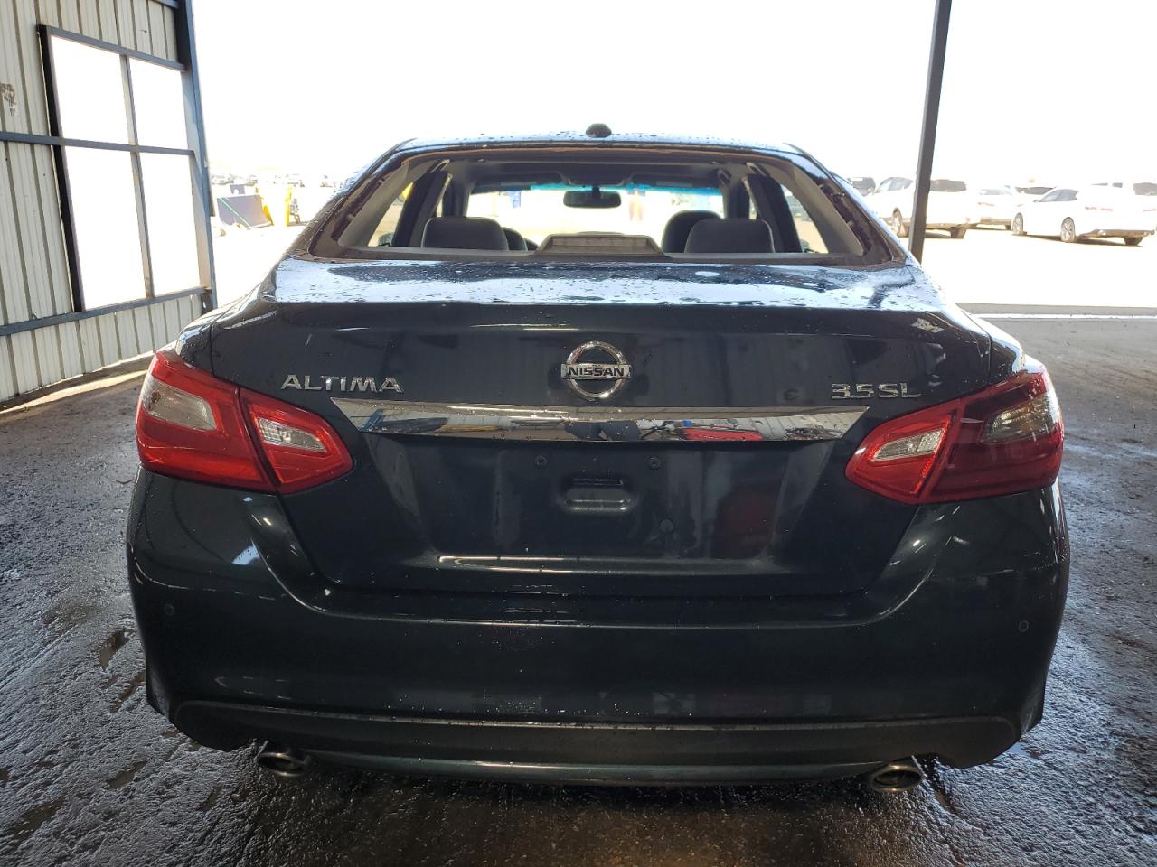Nissan Altima 3.5sl Image 3