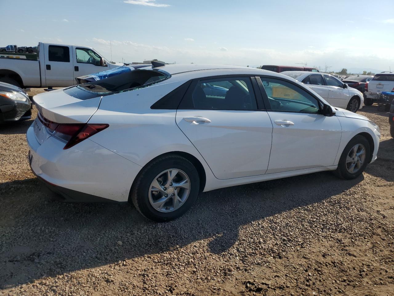 Hyundai ELANTRA Se Image 10