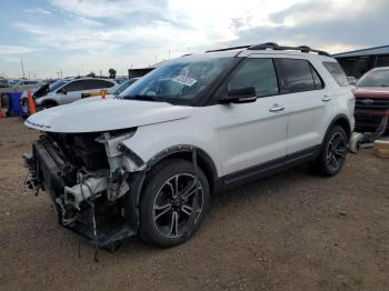  Salvage Ford Explorer