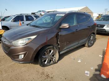  Salvage Hyundai TUCSON