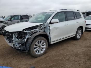  Salvage Toyota Highlander