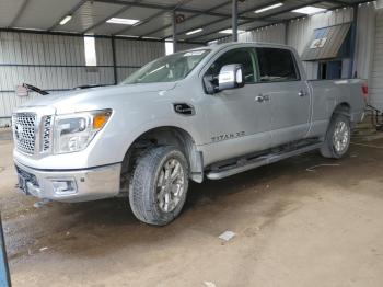  Salvage Nissan Titan