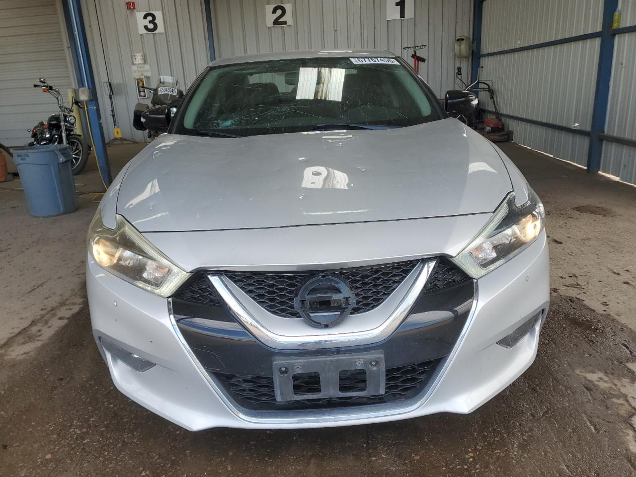 Nissan Maxima 3.5s Image 5