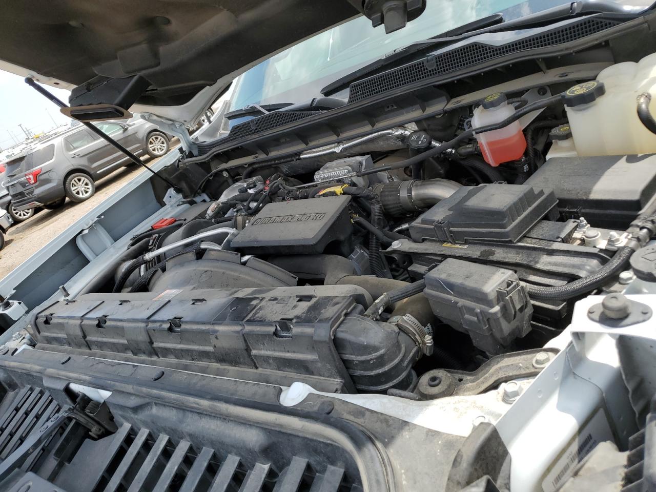 Chevrolet Silverado K3500 High Country Image 8