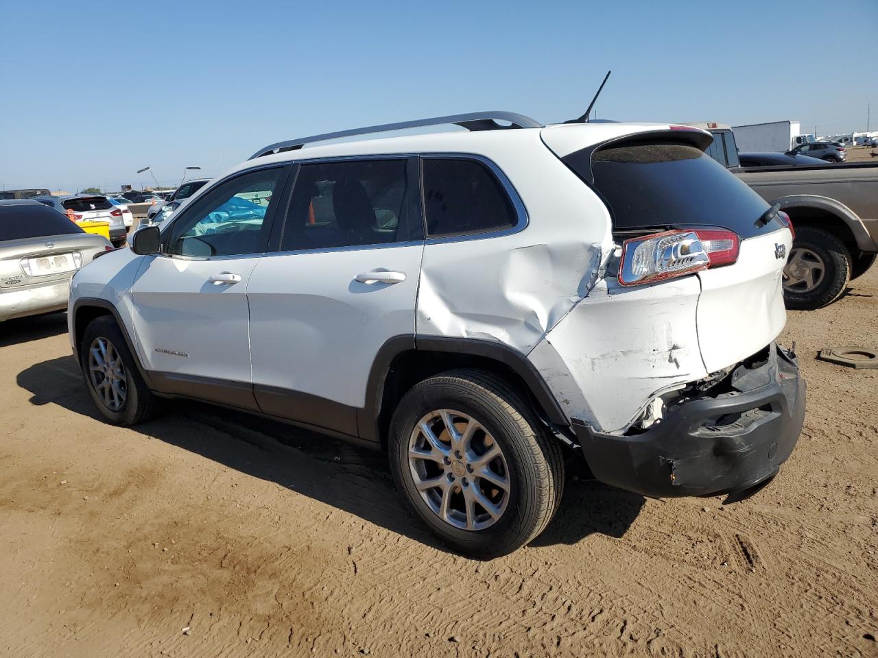 Jeep Grand Cherokee Latitude Image 13