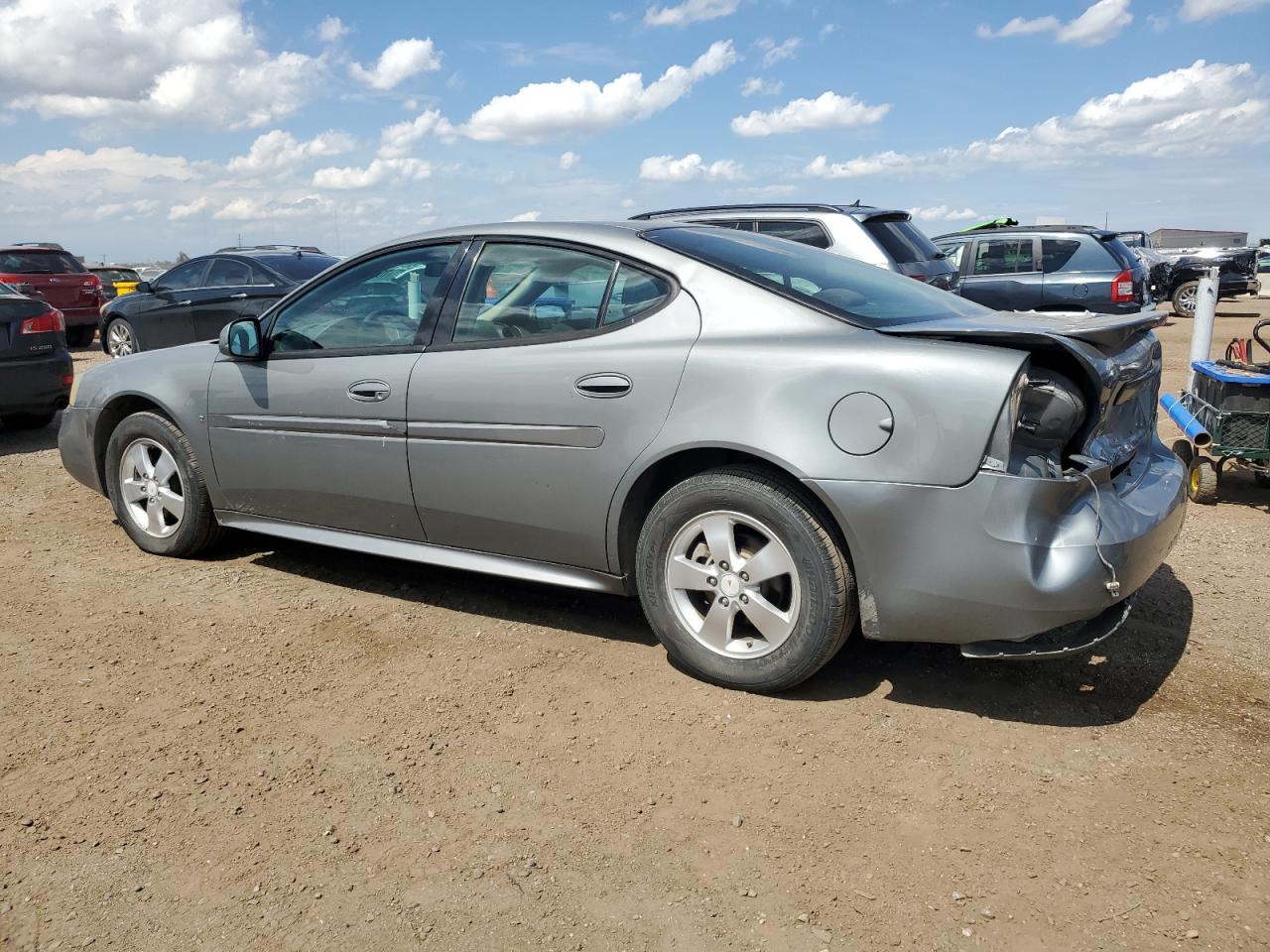 Pontiac Grandprix Image 2