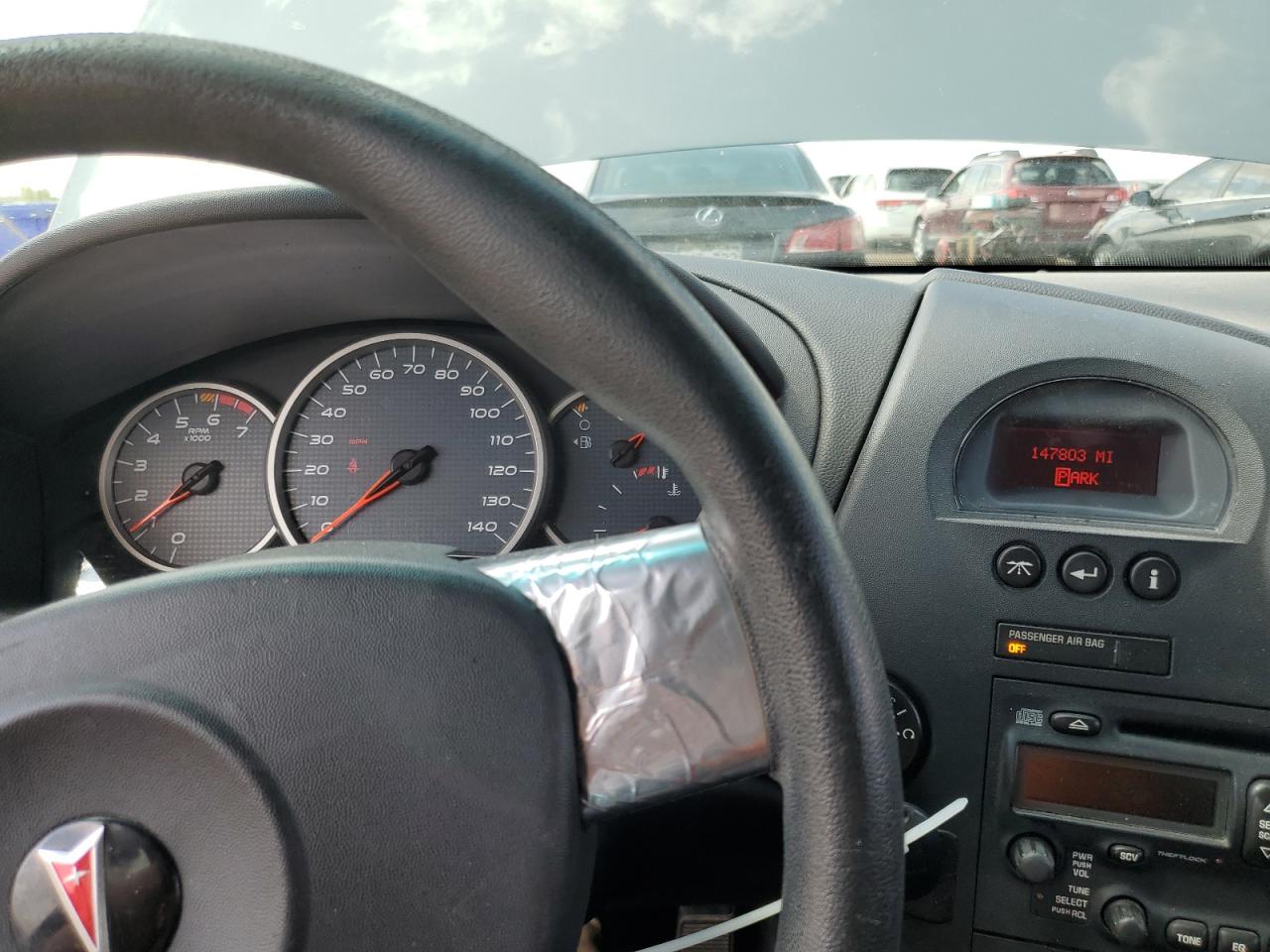 Pontiac Grandprix Image 12