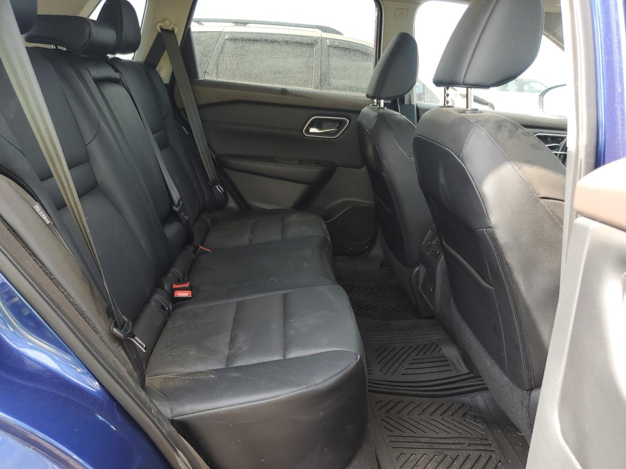 Nissan Rogue Sv Image 9