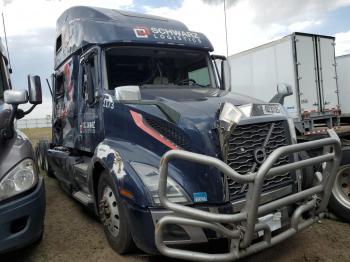  Salvage Volvo Vnl