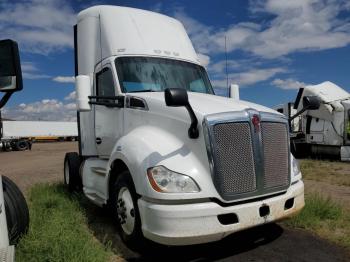  Salvage Kenworth T680
