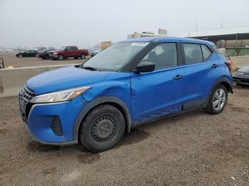  Salvage Nissan Kicks