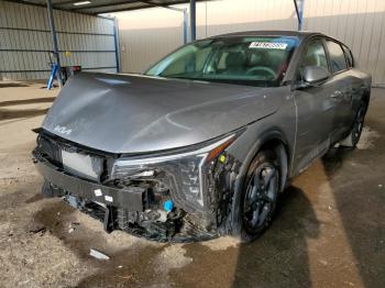  Salvage Kia K4 Lx