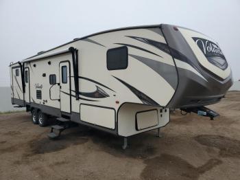  Salvage Keystone Trailer
