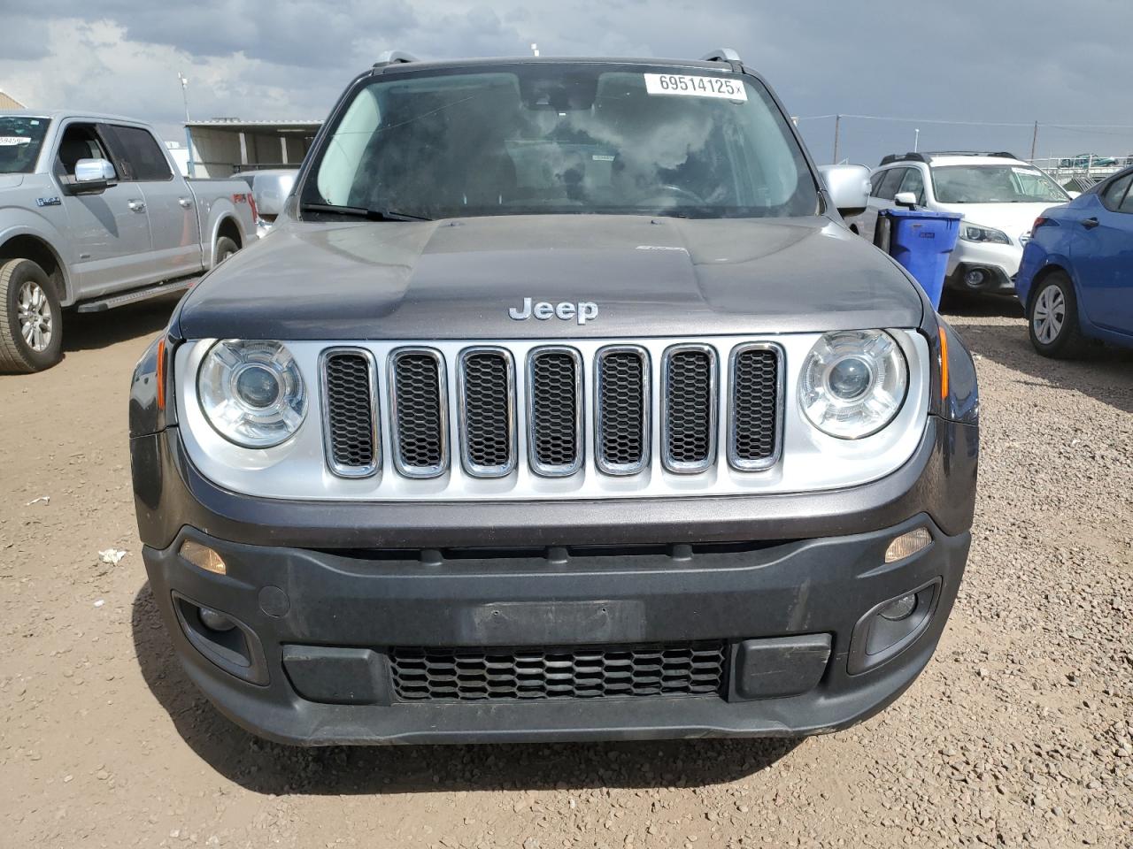 Jeep Renegade Limited Image 4