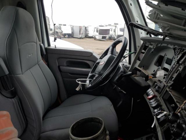 Kenworth Constructi T680 Image 10