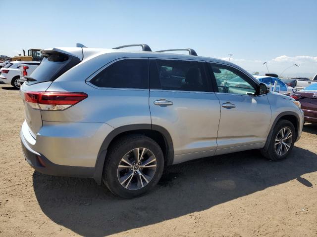 Toyota Highlander Le Image 4