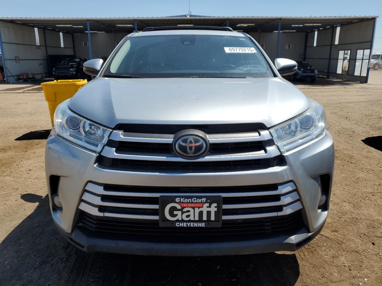 Toyota Highlander Le Image 7