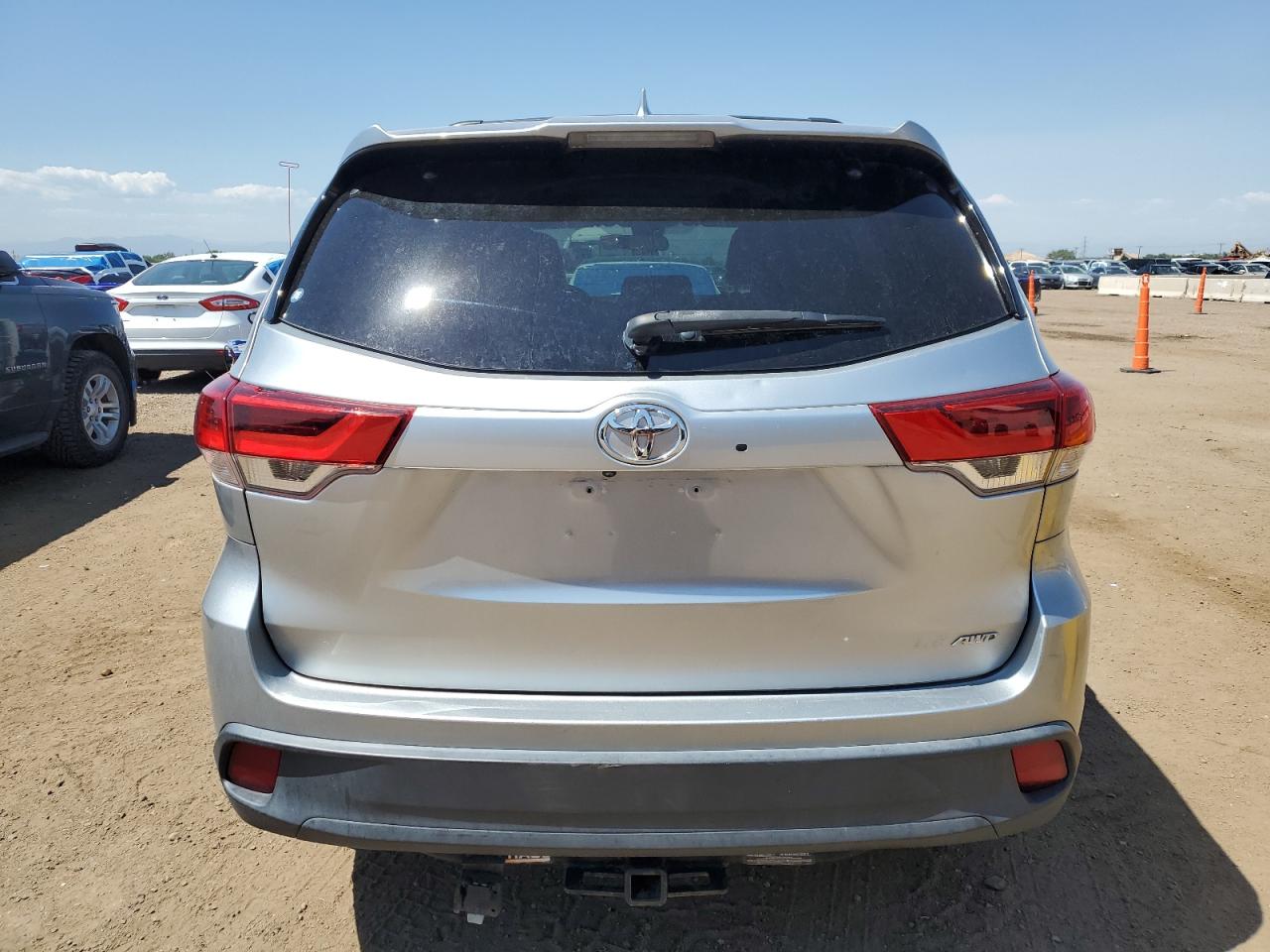 Toyota Highlander Le Image 3
