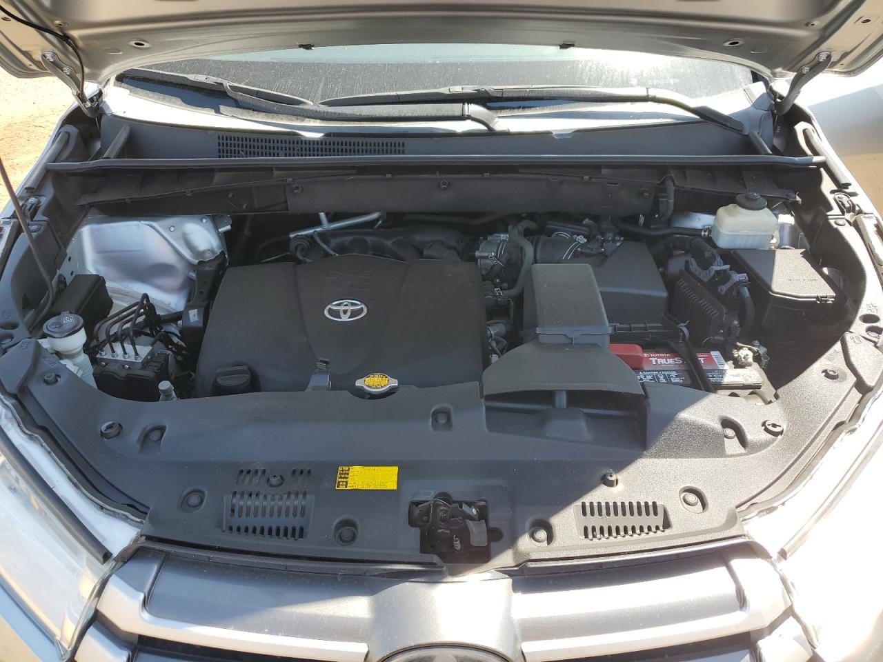 Toyota Highlander Le Image 12