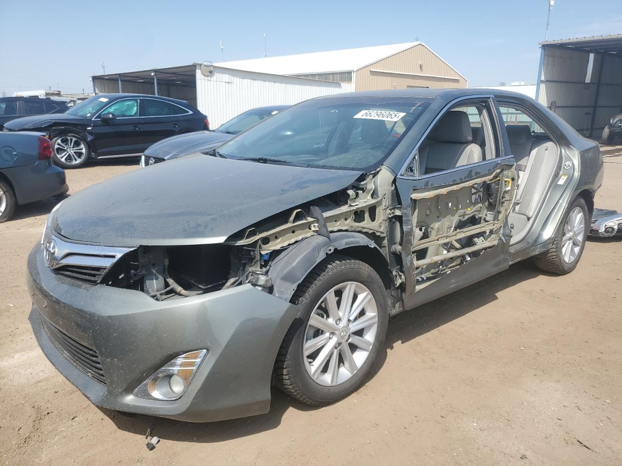 Toyota Camry Base Image 1