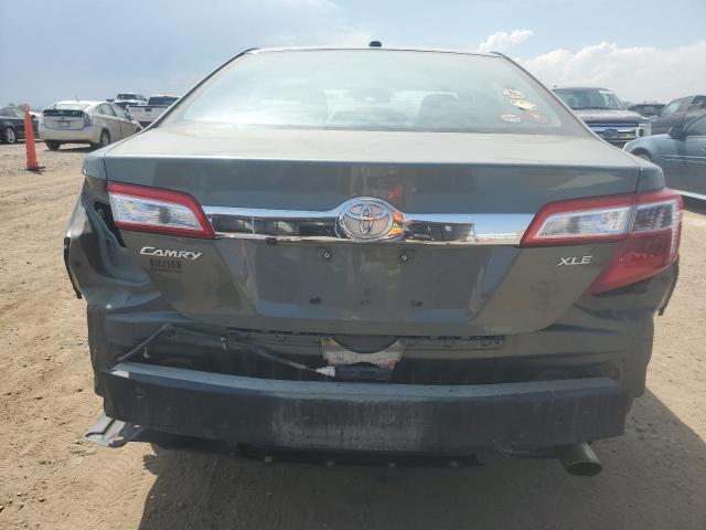 Toyota Camry Base Image 8