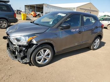  Salvage Nissan Kicks