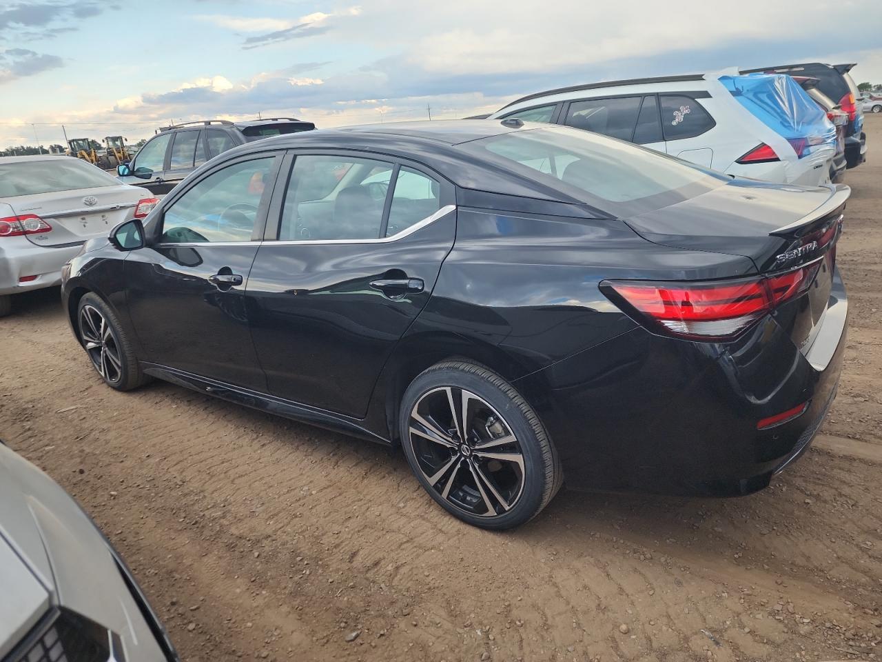 Nissan Sentra Sr Image 3