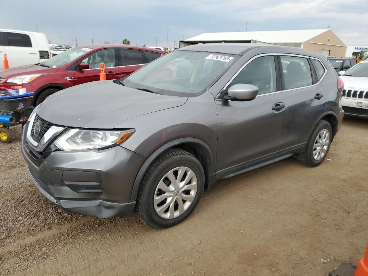 Nissan Rogue S Image 1