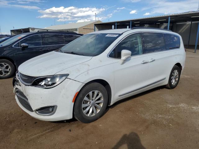  Salvage Chrysler Pacifica