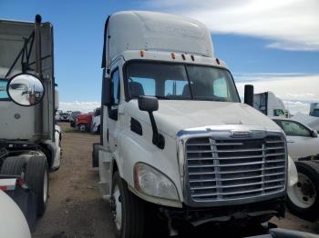  Salvage Freightliner Cascadia
