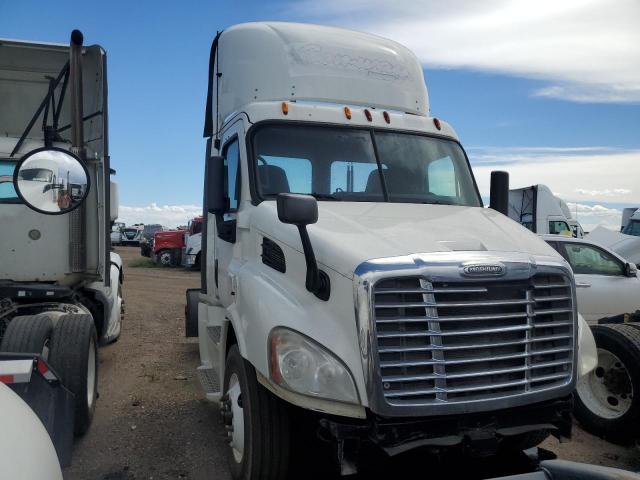  Salvage Freightliner Cascadia