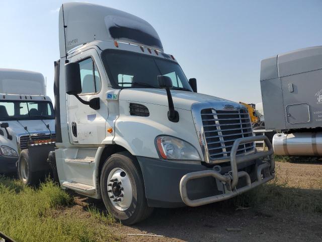  Salvage Freightliner Cascadia